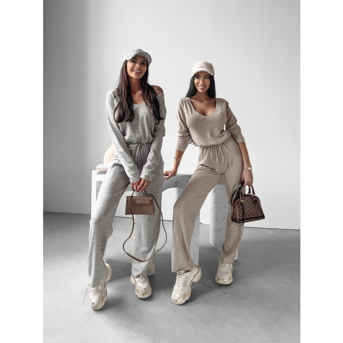 KOMBINEZON SWETERKOWY OLAVOGA SHERRY BEIGE