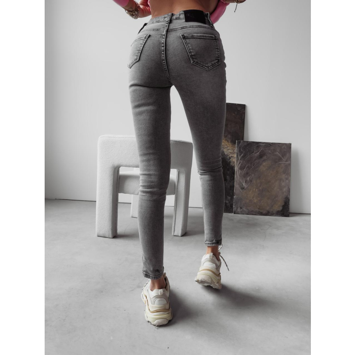 SPODNIE JEANSOWE SLIM FIT Z DZIURAMI I GUZIKAMI OLAVOGA ERICA GRAY