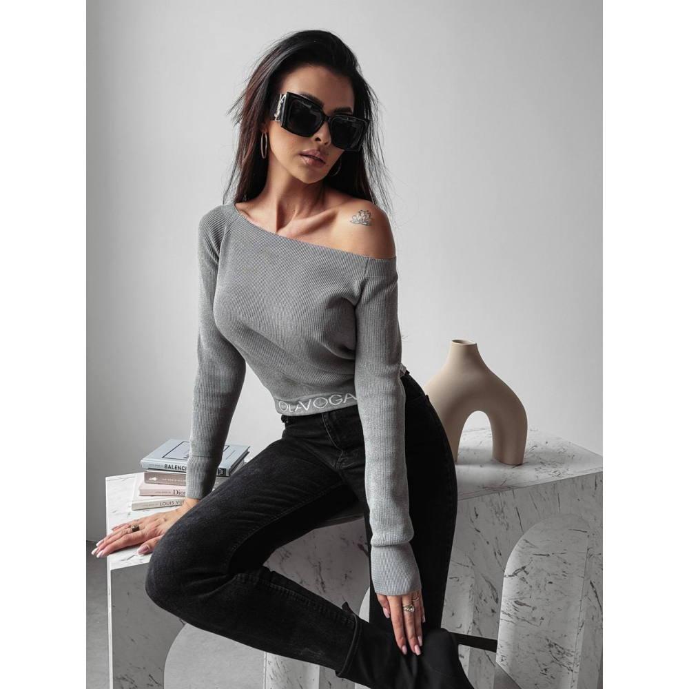 SWETER PRĄŻKOWANY LOGO OLAVOGA ART GRAY