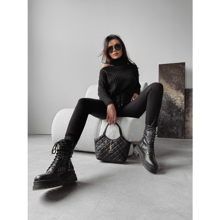 SWETER Z GOLFEM Z WYCIĘCIEM NA RAMIENIU GUZIKI OLAVOGA ASHLEY BLACK