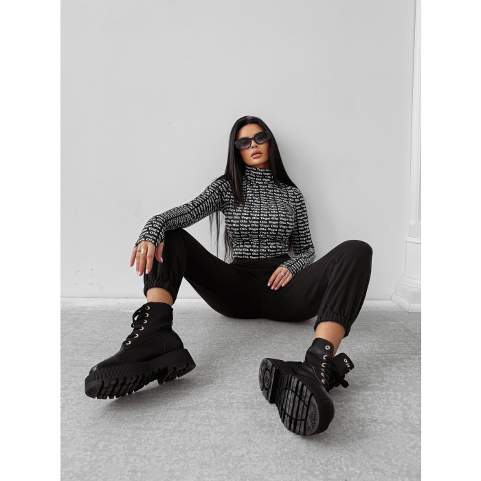 BLUZKA GOLF MODELUJĄCA LOGOWANA OLAVOGA COREFIELD BLACK