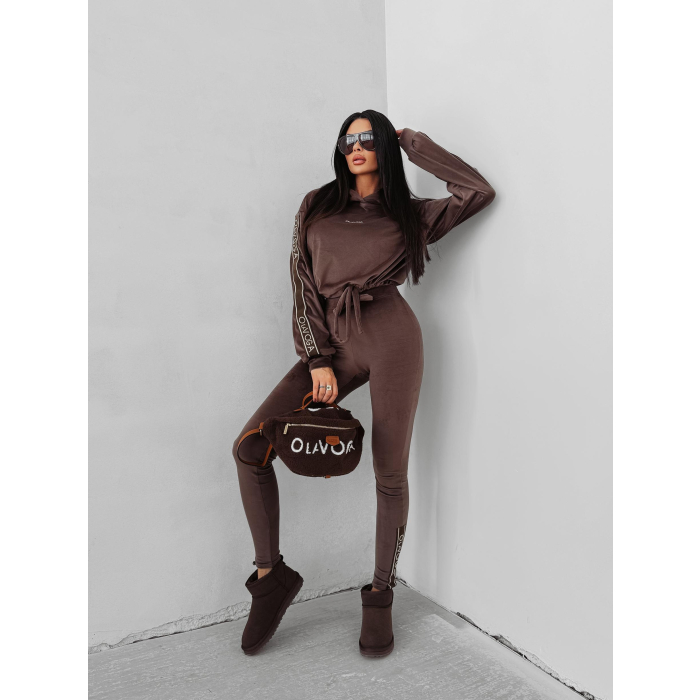 KOMPLET DRES DAMSKI WELUROWY HAFT LAMPASY OLAVOGA VELVET AURA BROWN