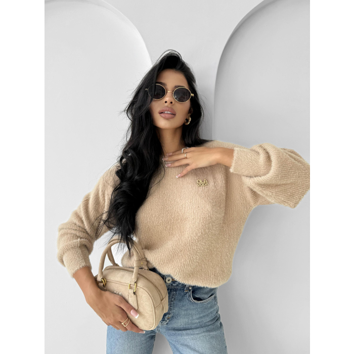 SWETER OVERSIZE GOLD PIN OLAVOGA AURAMISU BEIGIE