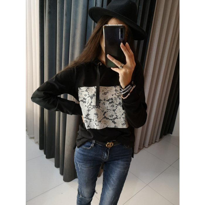 BLUZA Z KAPTUREM GIPIURA BLACK