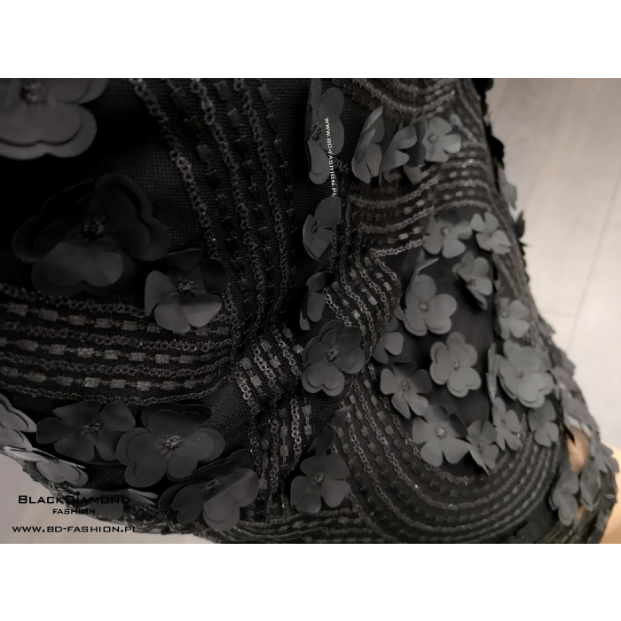 SUKIENKA 3D FLOWER BLACK