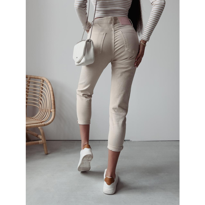 SPODNIE JEANSOWE MOM FIT CAMI BEŻ