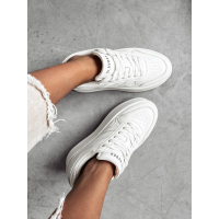 BUTY DAMSKIE SNICKERS NA GRUBEJ PLATFORMIE OLAVOGA VENTA WHITE