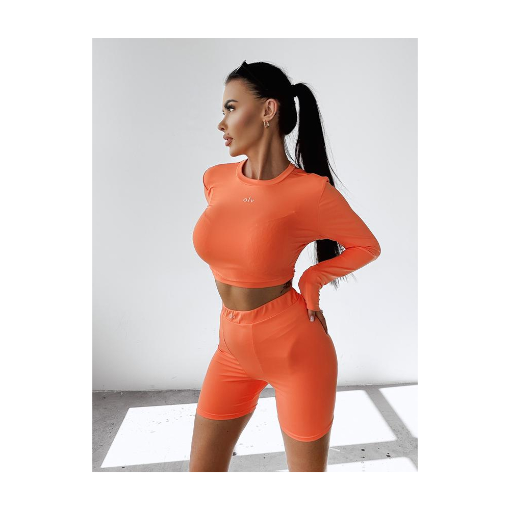 KOMPLET DAMSKI MODELUJĄCY CROP TOP + SPODENKI KOLARKI OLAVOGA STRIKT CORAL