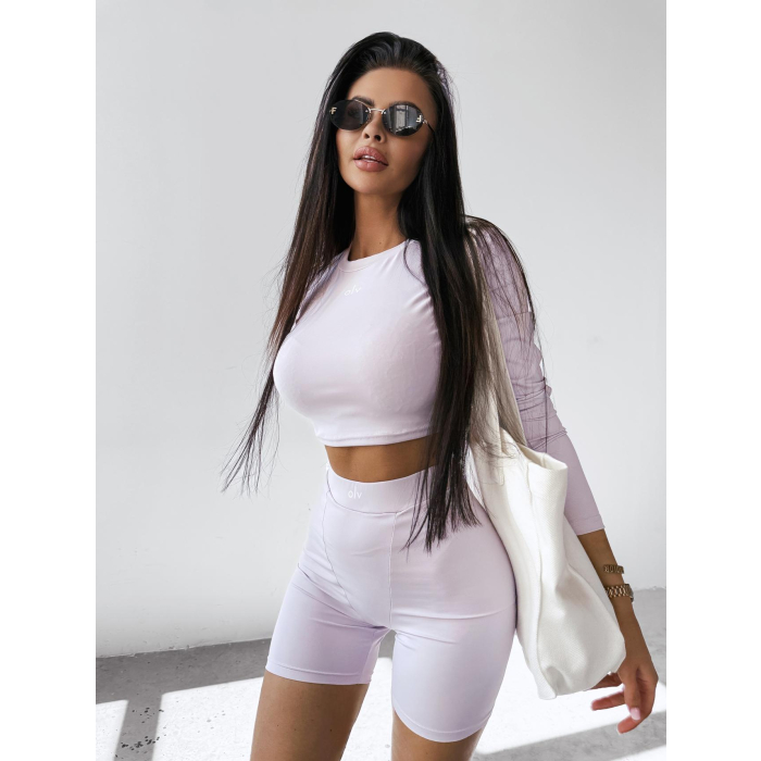 KOMPLET DAMSKI MODELUJĄCY CROP TOP + SPODENKI KOLARKI OLAVOGA STRIKT LIGHT LILA