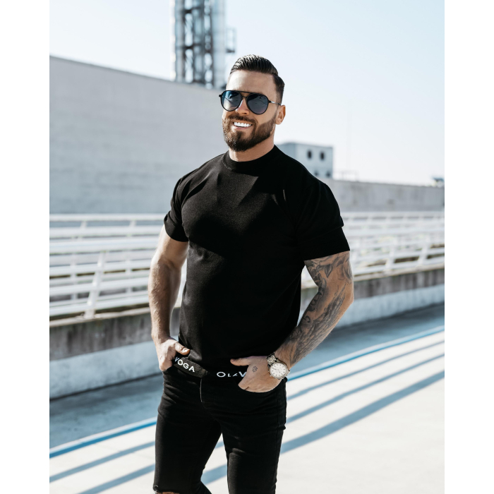 SWETER MĘSKI Z KRÓTKIM RĘKAWEM Z WISKOZY OLAVOGA NAKIS BLACK
