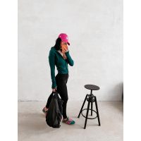 BLUZA DAMSKA SLIM NA ZAMEK Z KAPTUREM OLAVOGA EMERA DEEP GREEN