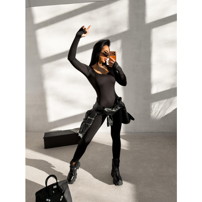KOMBINEZON MODELUJĄCY OLAVOGA VANTAGE BLACK