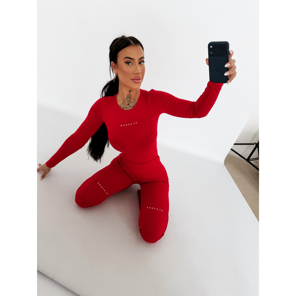 KOMPLET DAMSKI MODELUJĄCY OLAVOGA UNWIND RED