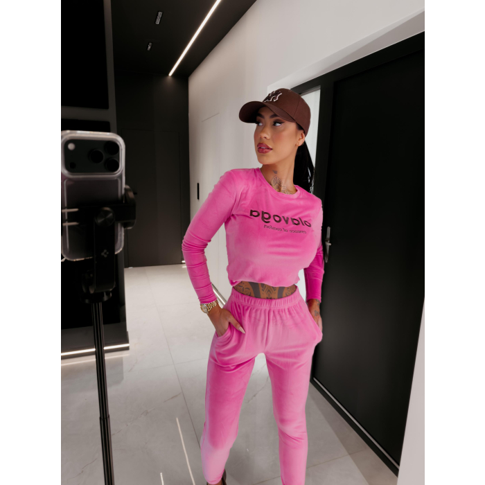KOMPLET DRES DAMSKI WELUROWY OLAVOGA SELIRA PINK