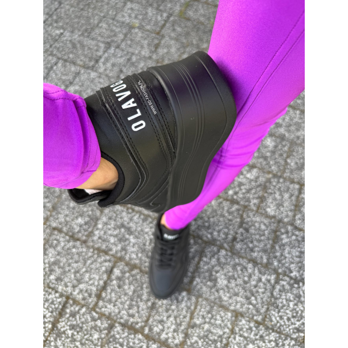 BUTY DAMSKIE SNICKERS NA GRUBEJ PLATFORMIE OLAVOGA VENTA BLACK
