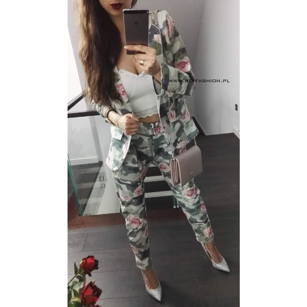 GARNITUR MILITARY MORO ROSA