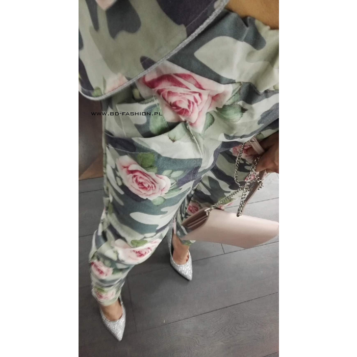 GARNITUR MILITARY MORO ROSA