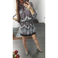 SUKIENKA GEOMETRIC PINK