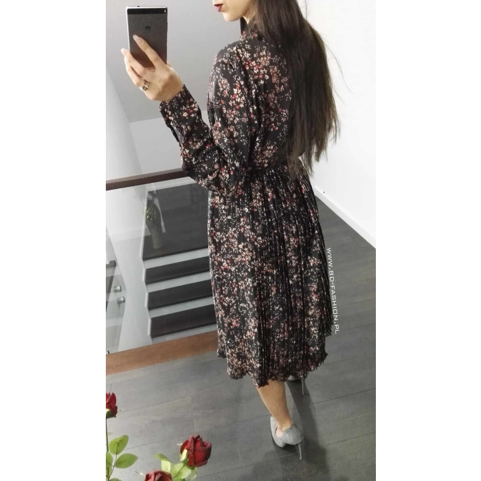 SUKIENKA SATIN PLISA